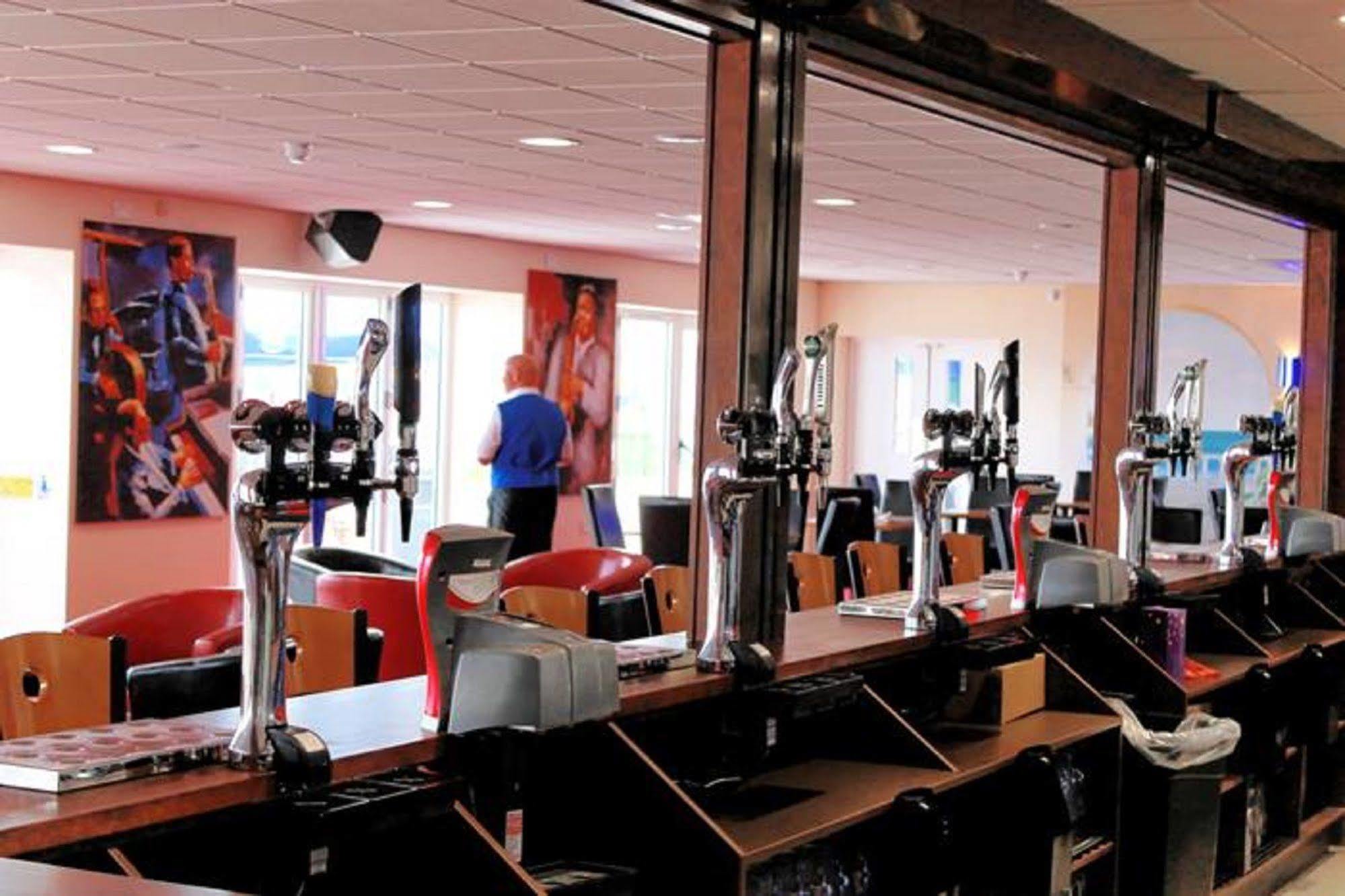 Pontins-Southport Holiday Park Ngoại thất bức ảnh